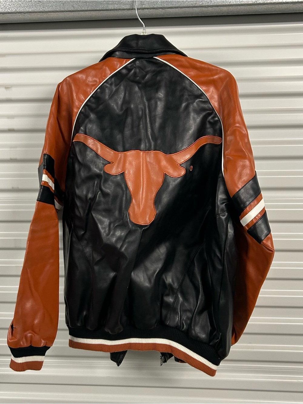 Texas Longhorns Black & Burnt Orange Leather Team Jacket - Picture 9 of 10